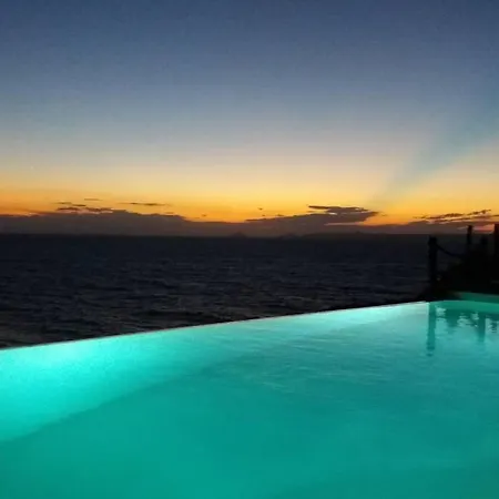 Ferienhaus Stoneflower With Breathtaking Sunsets