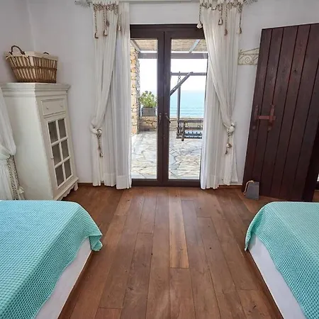 Stoneflower With Breathtaking Sunsets * Koundouros