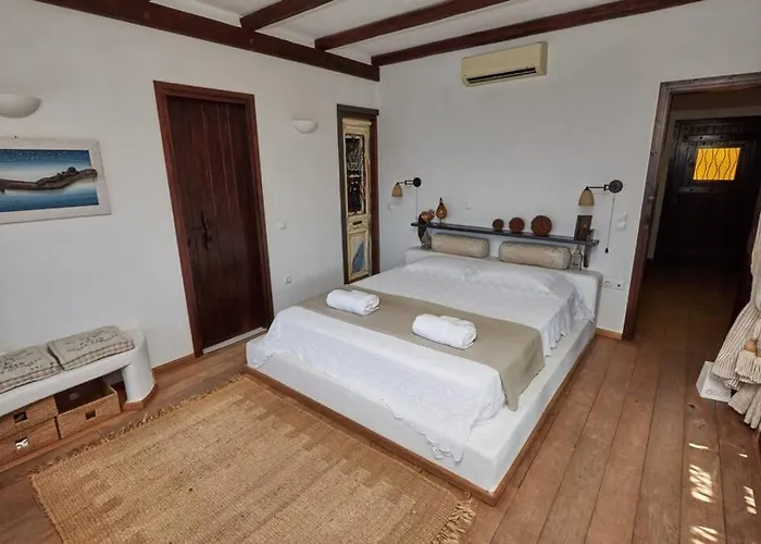 Stoneflower With Breathtaking Sunsets Дом отдыха Koundouros