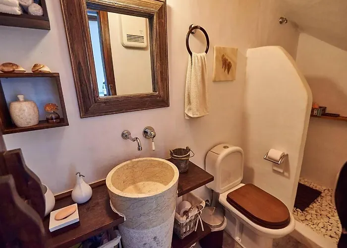 Дом отдыха Stoneflower With Breathtaking Sunsets *