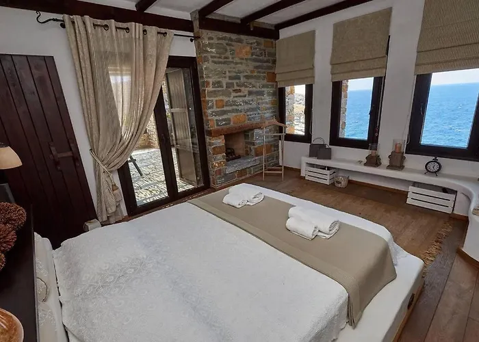 Stoneflower With Breathtaking Sunsets